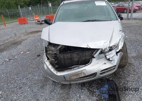 2007 Chrysler Town & Country Touring из США, поврежденный, VIN 2A4GP54LX7R238735